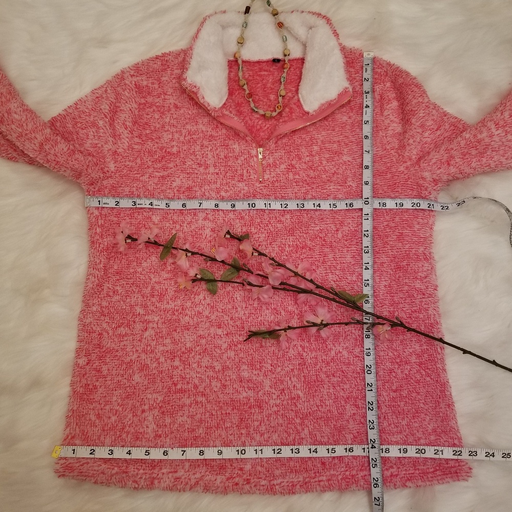 💖SALE! STRAWBERRY FROST LUSH FAUX SHERPA TOP L&XL - Picture 6 of 7